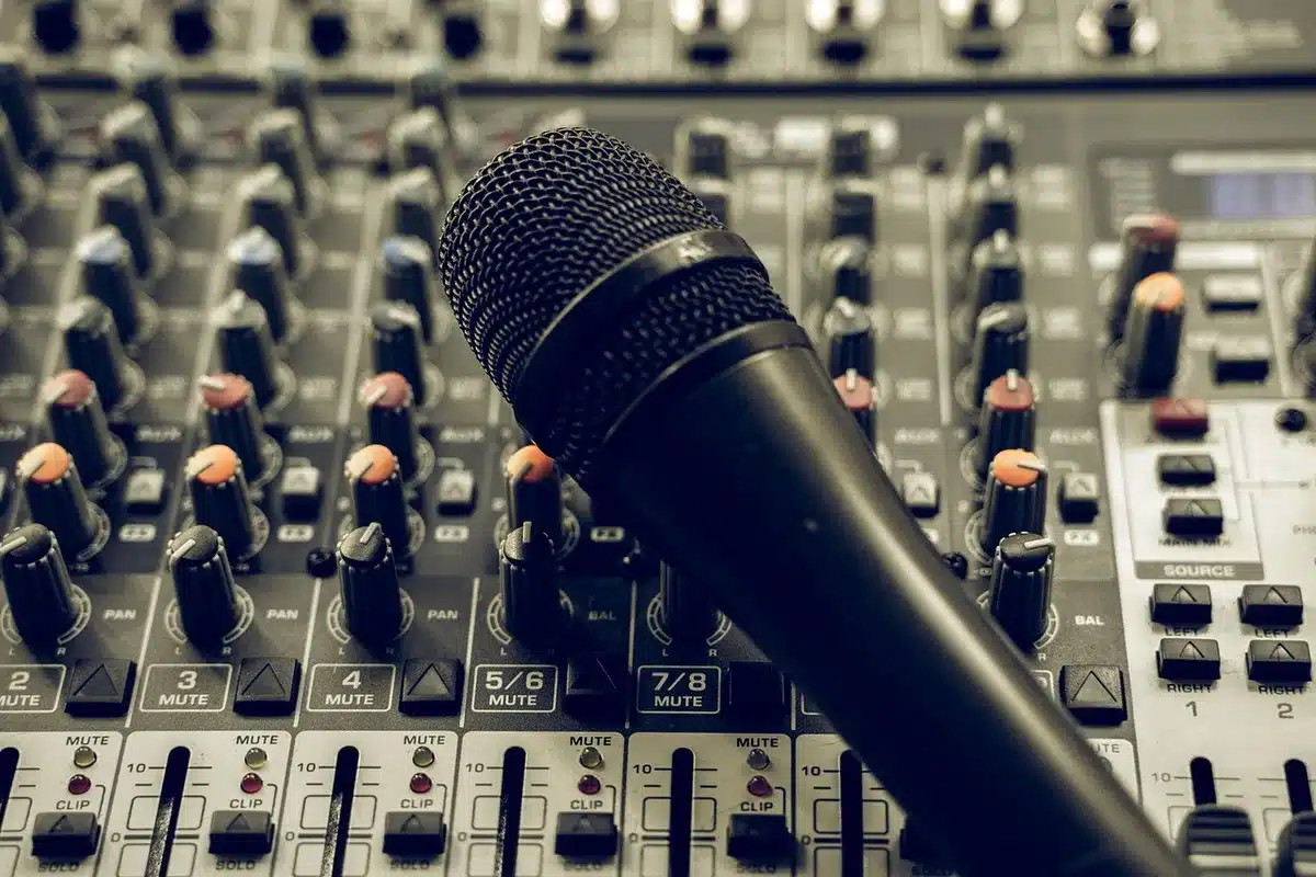 Empty podcast studio with microphone to suggest a show removed from a network