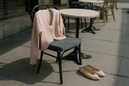Ballet cardigans lead fall’s refined knitwear trend — Aritzia’s chocolate‑brown style stands out