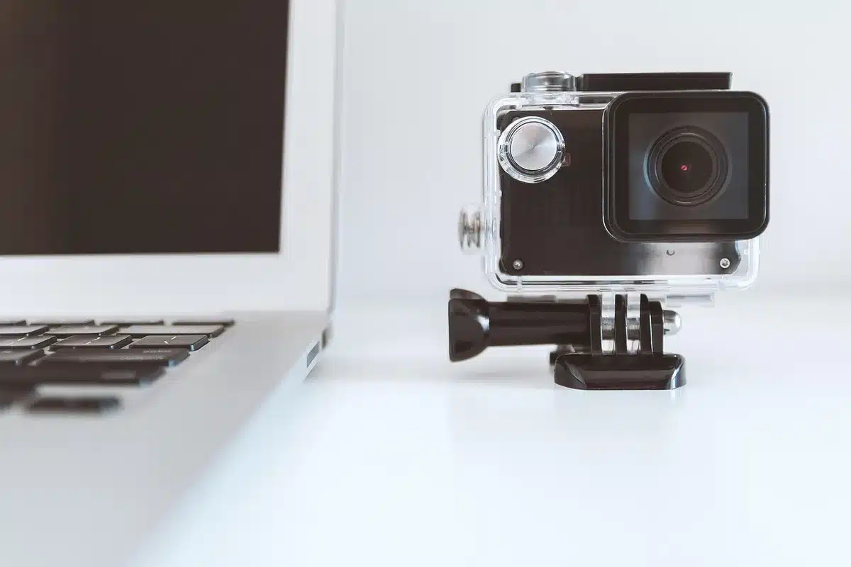 Detachable camera module mounted on a helmet for POV shooting